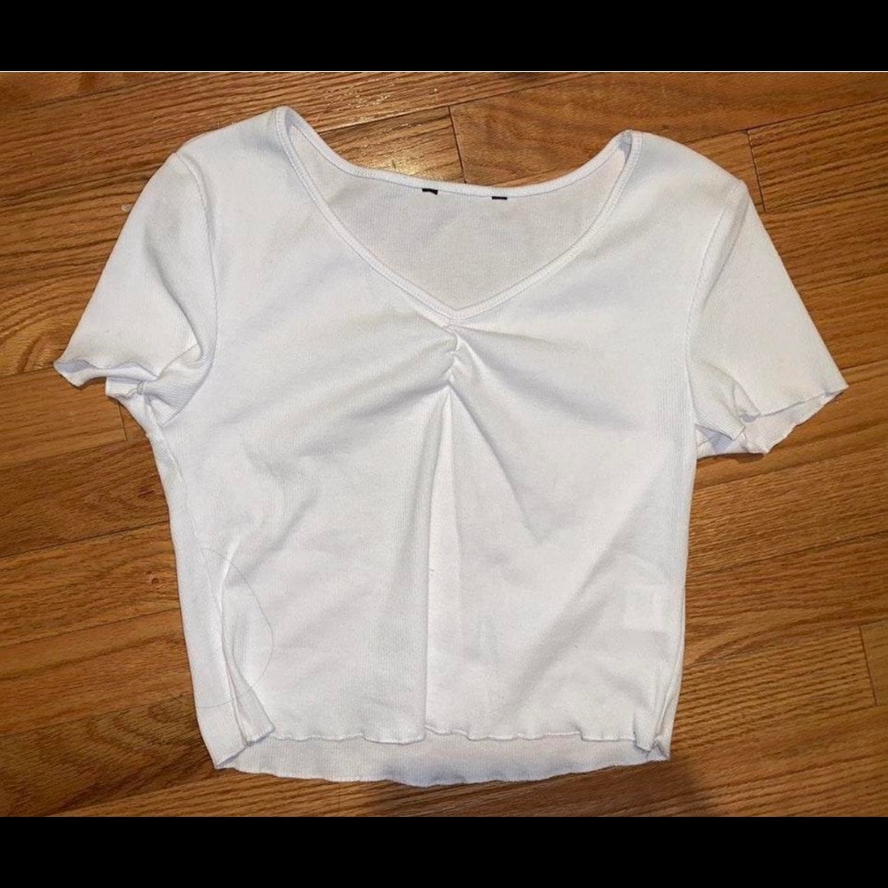 White crop top!